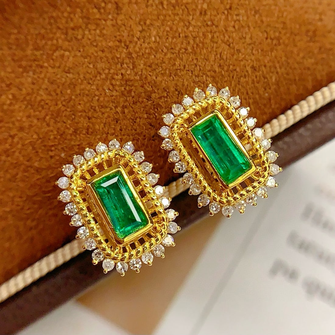 14k Gold 1.2 Ct Vivid Green Natural Emerald & Diamond Earrings - 2