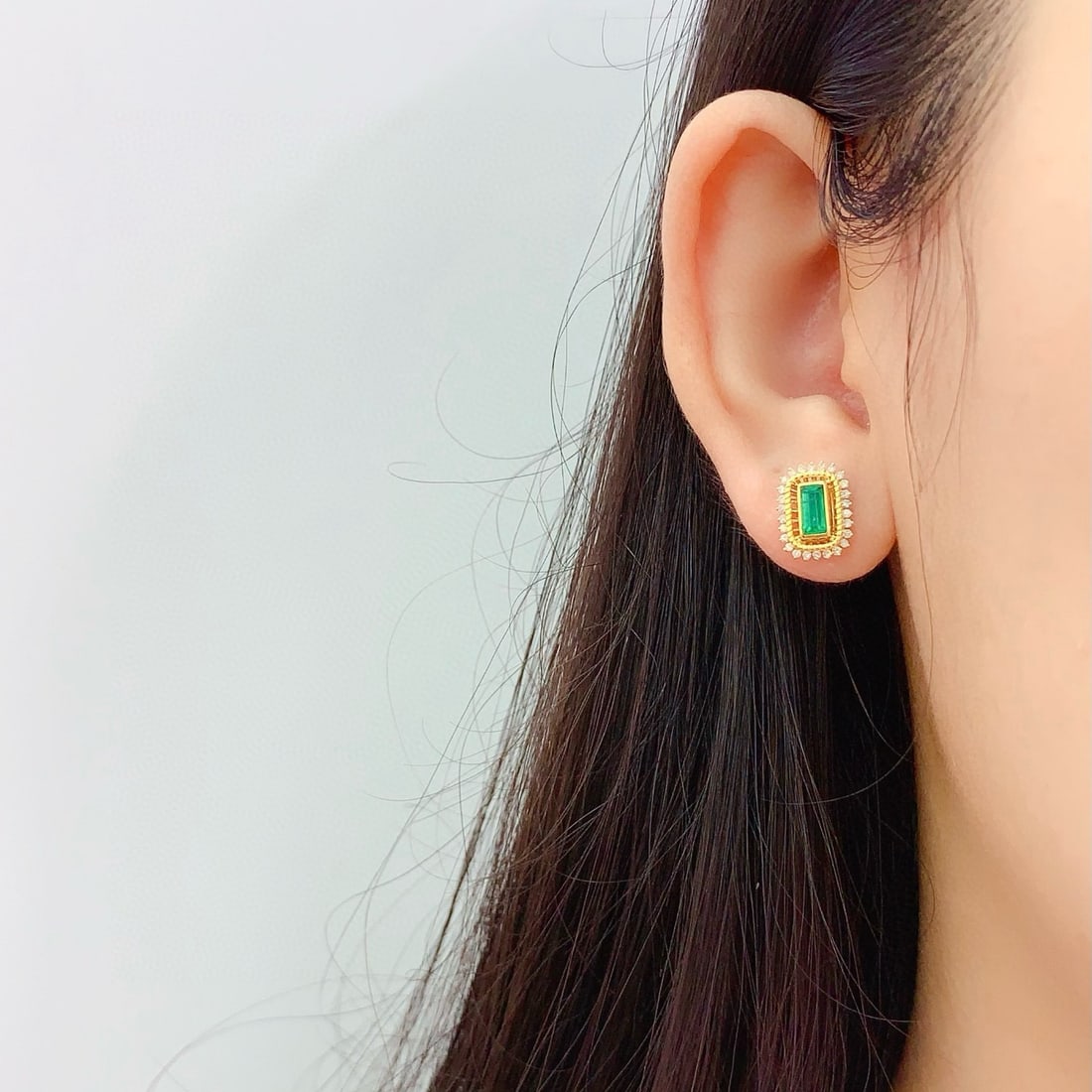 14k Gold 1.2 Ct Vivid Green Natural Emerald & Diamond Earrings - 5