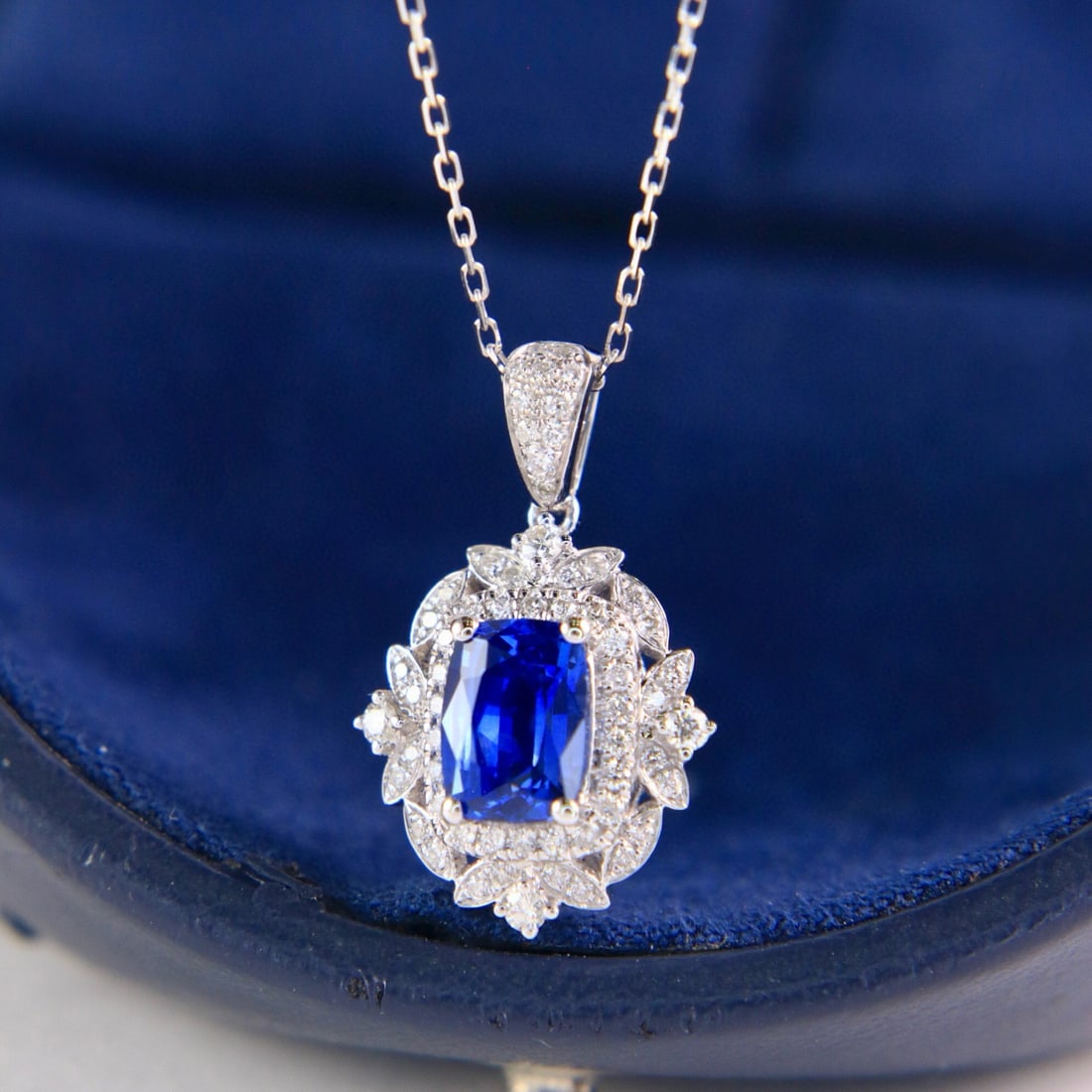 14k Gold 1.44 Ctw Natural Sapphire & Diamond Pendant( Without Chain ) - 6