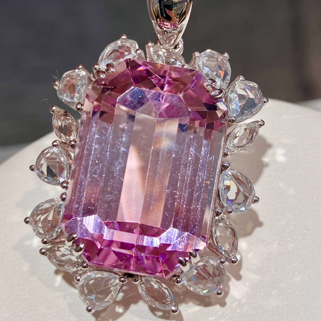 14k Gold 38.56 Ctw Natural Kunzite & Sapphire Pendant( Without Chain ) - 3