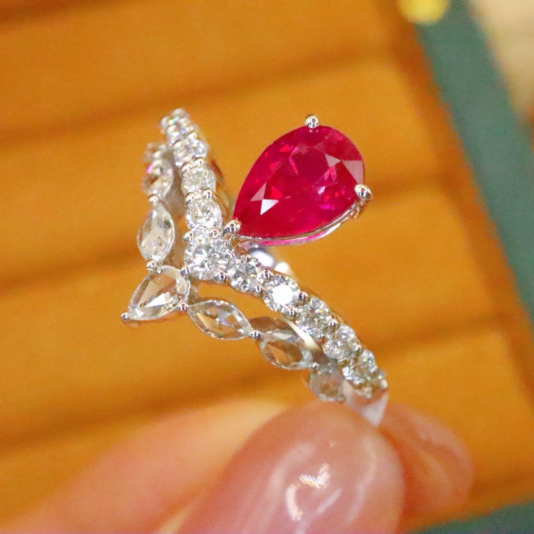 14k Gold 1.64 Ctw Natural Ruby & Diamond Ring - 3