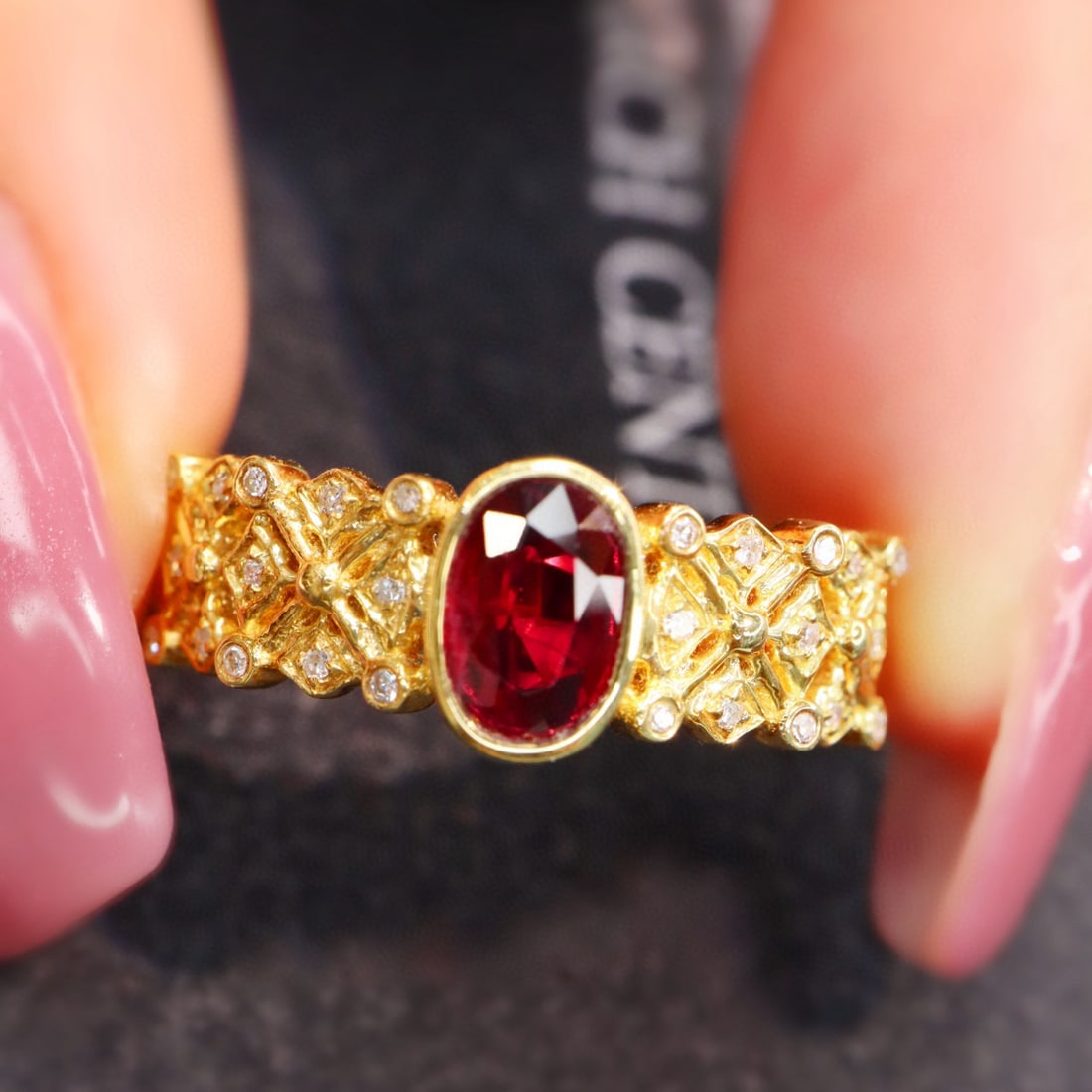 14k Gold 0.86 Ctw Natural Ruby & Diamond Ring - 2