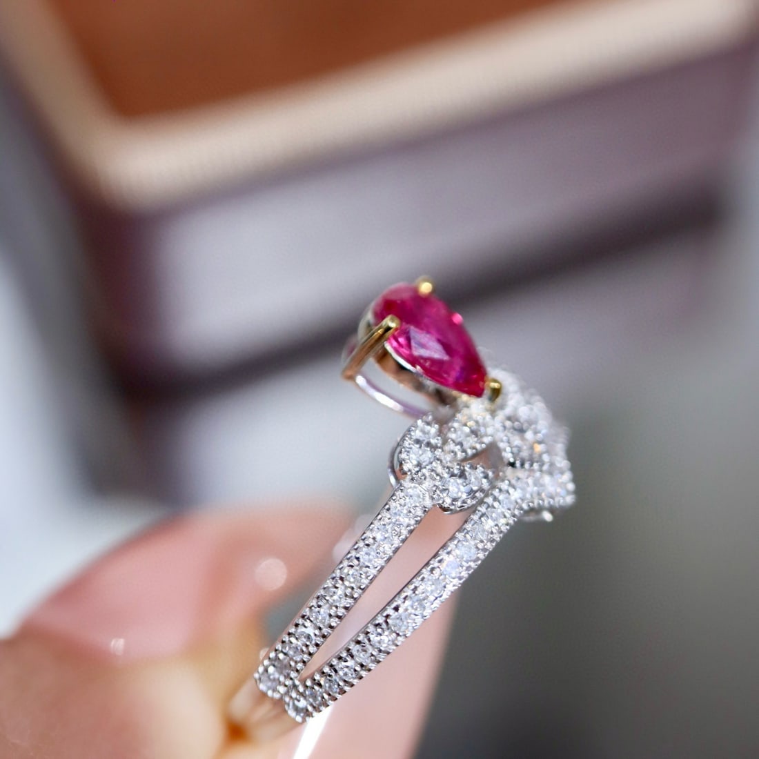 14k Gold 1.08 Ctw Natural Ruby & Diamond Ring - 3