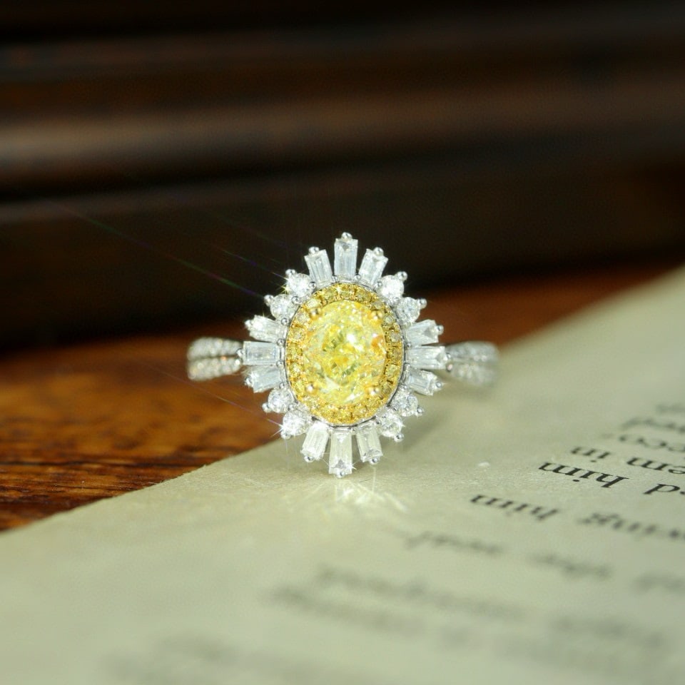 14k Gold 1.28 Ctw Natural Yellow Diamond & Diamond Ring: Ref:231002208 // gold content:14k gold // ring size:7. 25us // // main gemstone:yellow diamond // shape:oval // carat weight:0. 80ct // color:yellow // treatment:natural // // adjacent gemstone 2 :