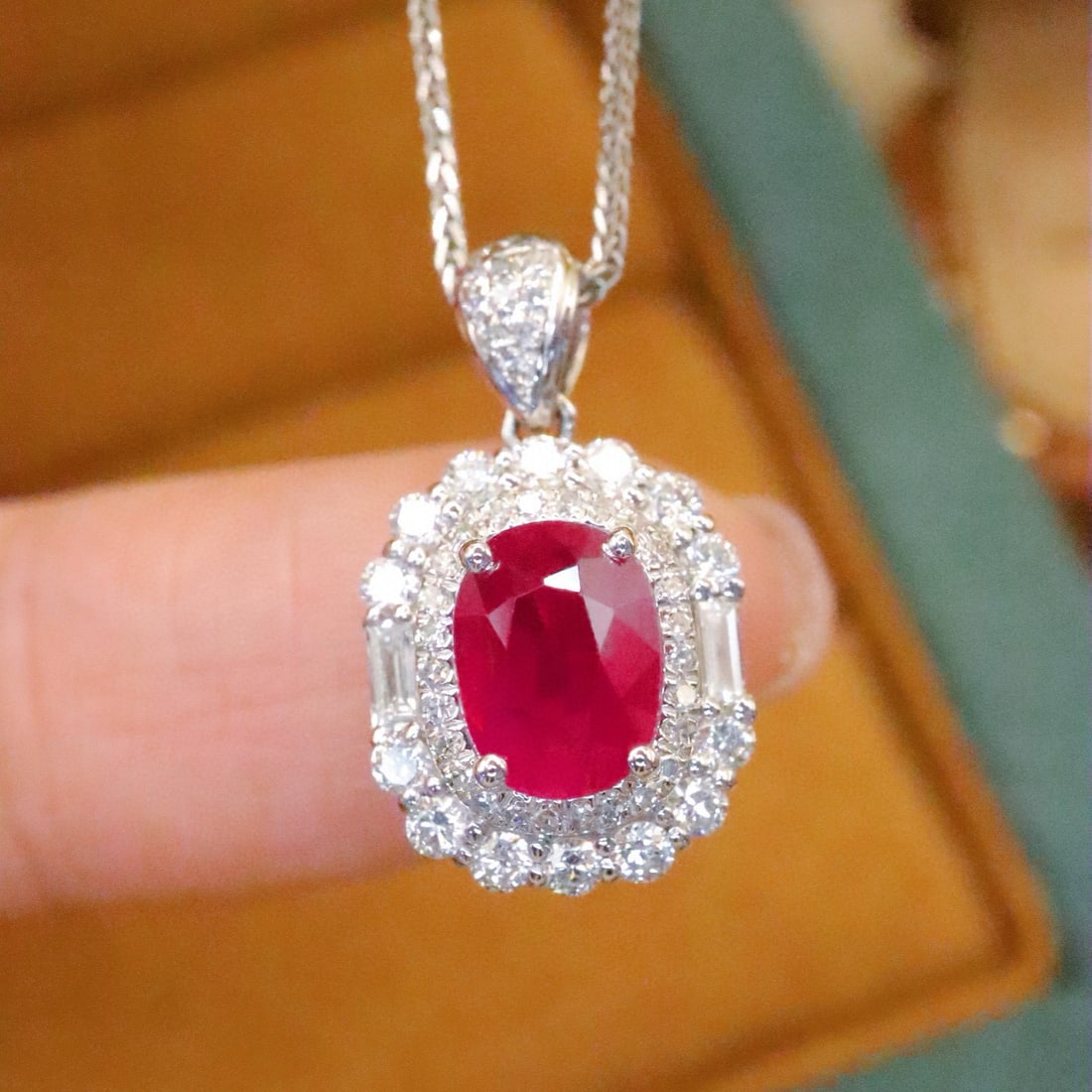 14k Gold 1.99 Ctw Natural Ruby & Diamond Pendant( Without Chain ): Ref:231002217 // gold content:14k gold // main gemstone:ruby // shape:oval // carat weight:1. 53ct // color:pigeonblood red // treatment:natural // // adjacent gemstone 2 : diamond // number of