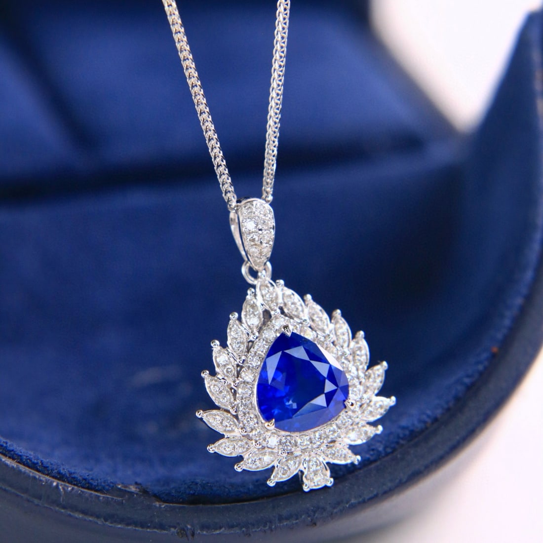 14k Gold 1.72 Ctw Natural Sapphire & Diamond Pendant( Without Chain ) - 4