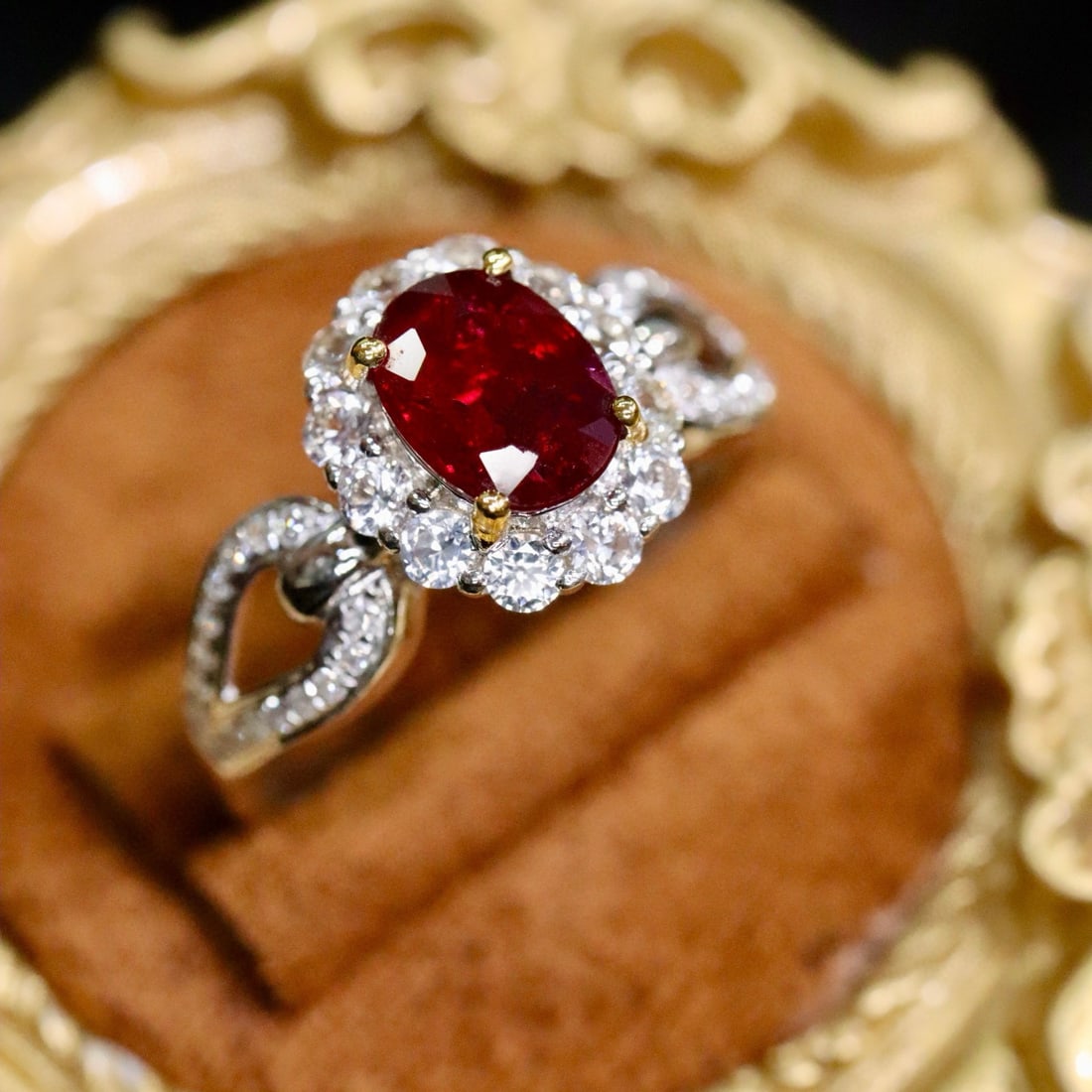 14k Gold 1.03 Ctw Natural Ruby & Diamond Ring: Ref:231002232 // gold content:14k gold // ring size:7. 25us // // main gemstone:ruby // shape:oval // carat weight:0. 90ct // color:red // treatment:natural // // adjacent gemstone 2 : diamond //