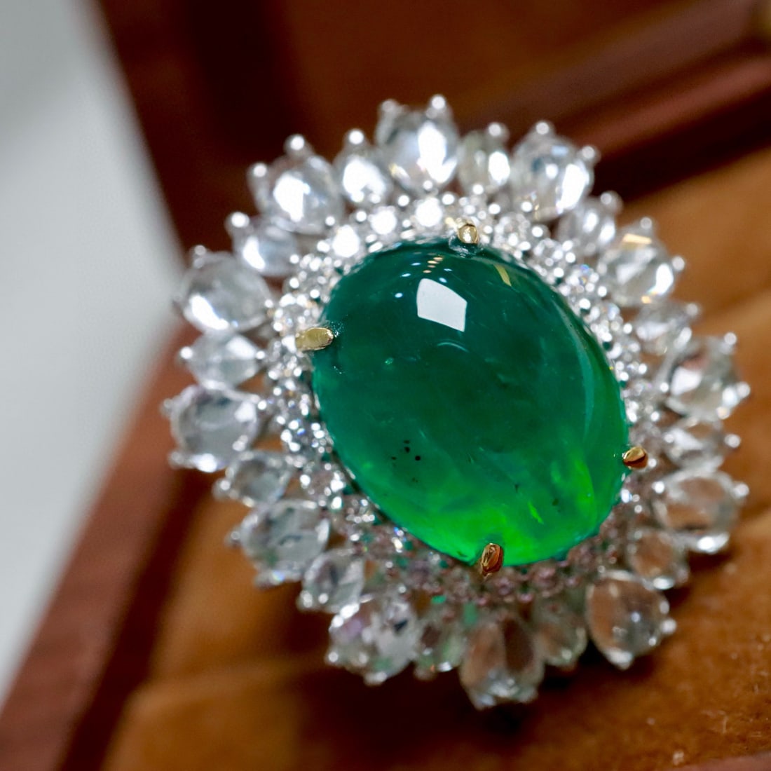 14k Gold 10.34 Ctw Vivid Green Natural Emerald & Sapphire Ring - 2