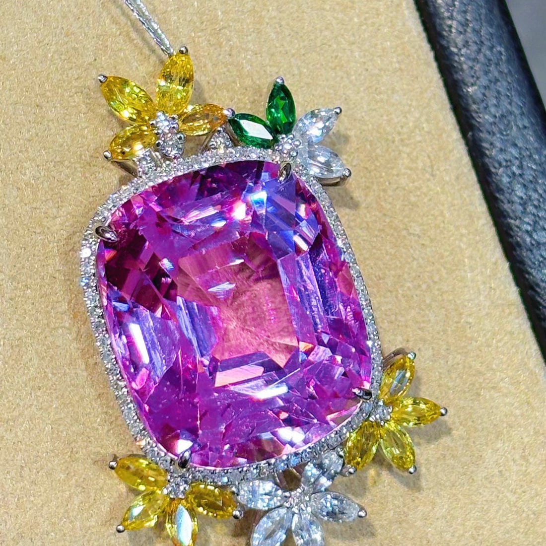 14k Gold 34.86 Ctw Natural Kunzite & Diamond Pendant( Without Chain ) - 3