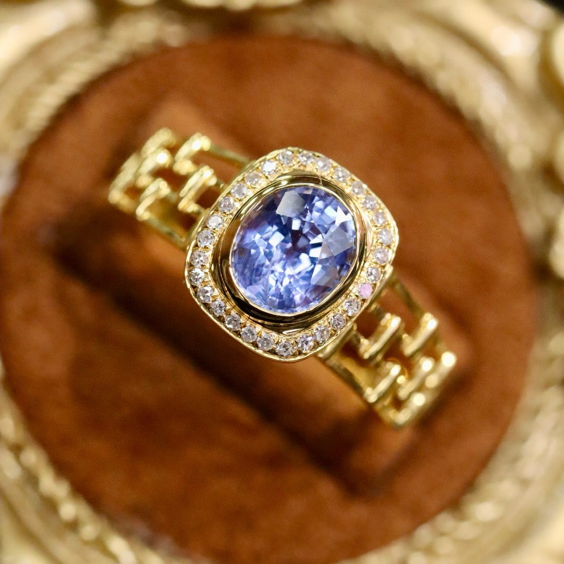 14k Gold 1.26 Ctw Natural Sapphire & Diamond Ring: Ref:231002316 // gold content:14k gold // ring size:7. 25us // // main gemstone:sapphire // shape:oval // carat weight:1. 15ct // color:blue // treatment:natural // // adjacent gemstone 2 : diamond