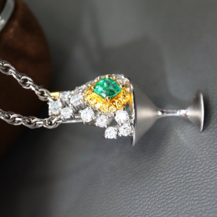 14k Gold 0.59 Ctw Vivid Green Natural Emerald & Diamond Pendant( Without Chain ) - 2