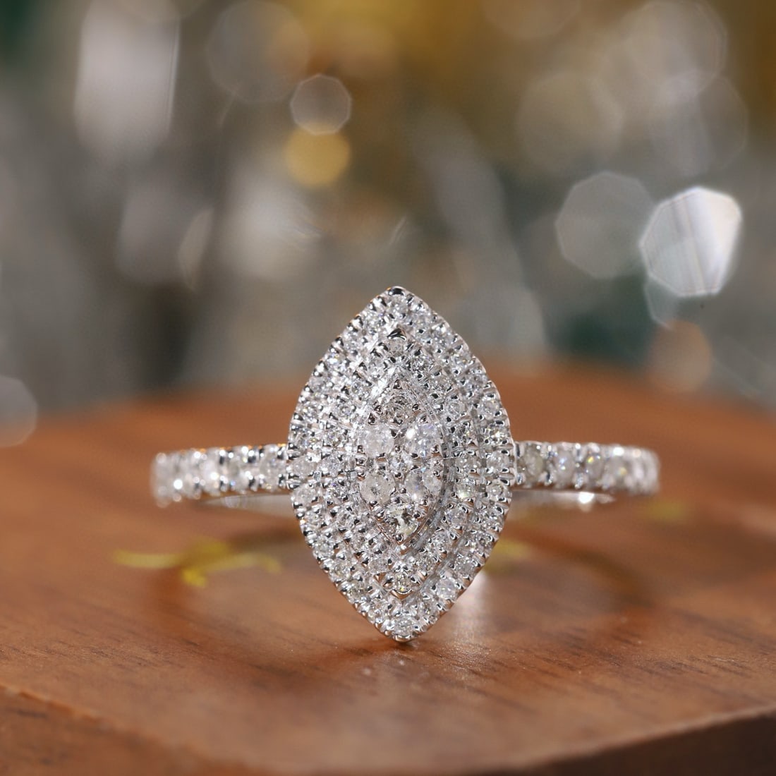 14k Gold 0.48 Ct Natural H Diamond Ring: Ref:231002336 // gold content:14k gold // ring size:7. 25us // // main gemstone:diamond // shape:round // carat weight:0. 48ct // clarity grade:vs-si // color:h // treatment:natural // cut grade:g //