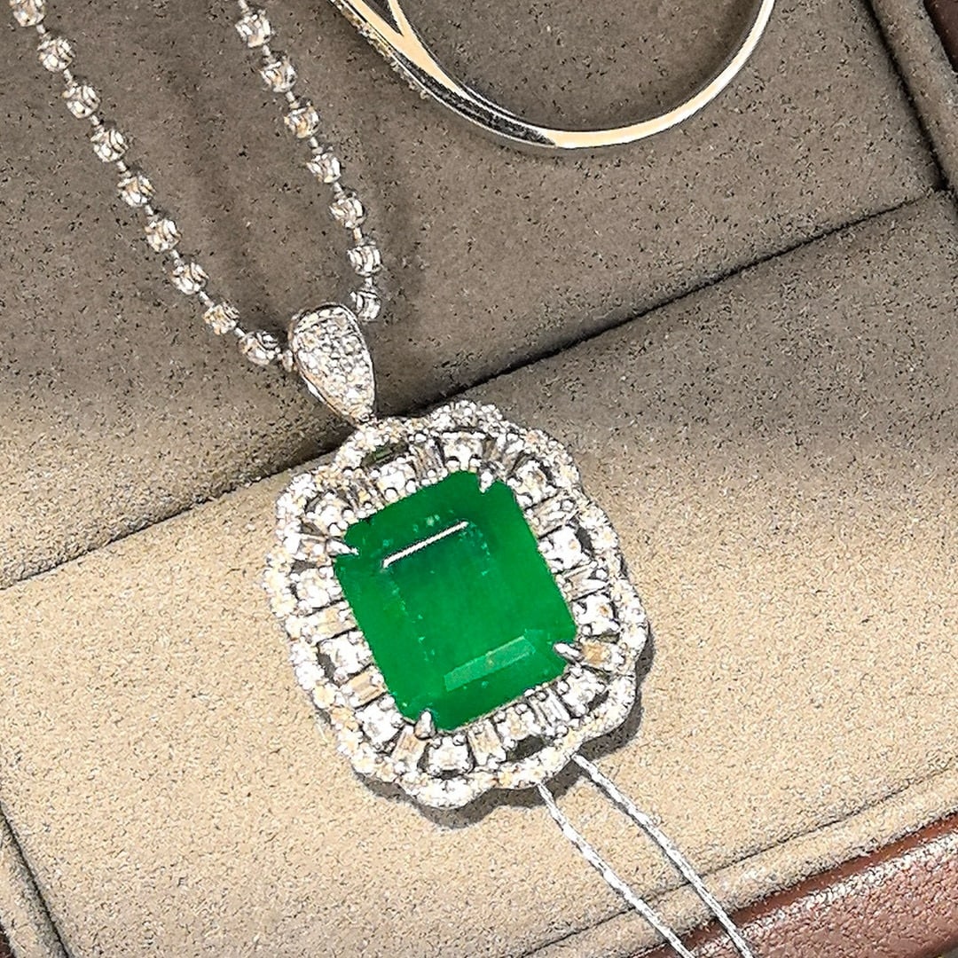 14k Gold 4.95 Ctw Vivid Green Natural Emerald & Diamond Ring/pendant( Without Chain ) - 5