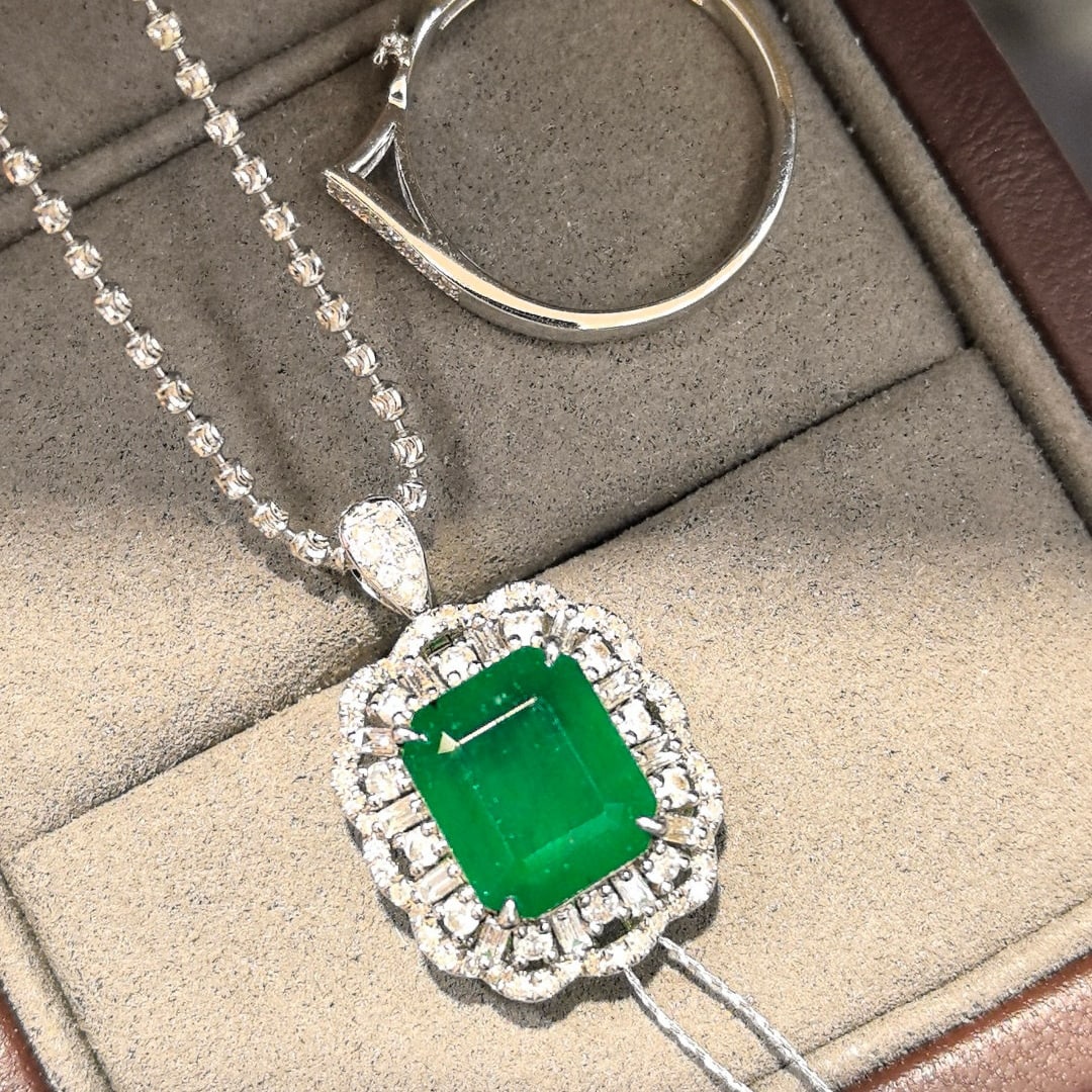 14k Gold 4.95 Ctw Vivid Green Natural Emerald & Diamond Ring/pendant( Without Chain ) - 6