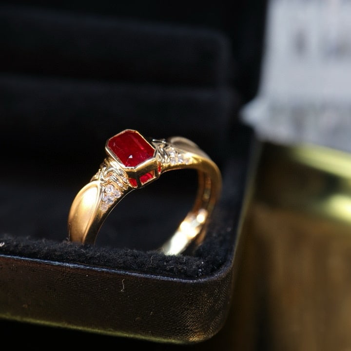 14k Gold 0.88 Ctw Natural Ruby & Diamond Ring - 3