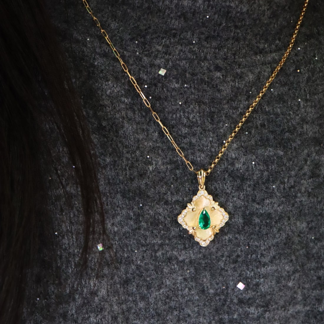 14k Gold 0.36 Ct Vivid Green Natural Emerald & Diamond Pendant( Without Chain ) - 4