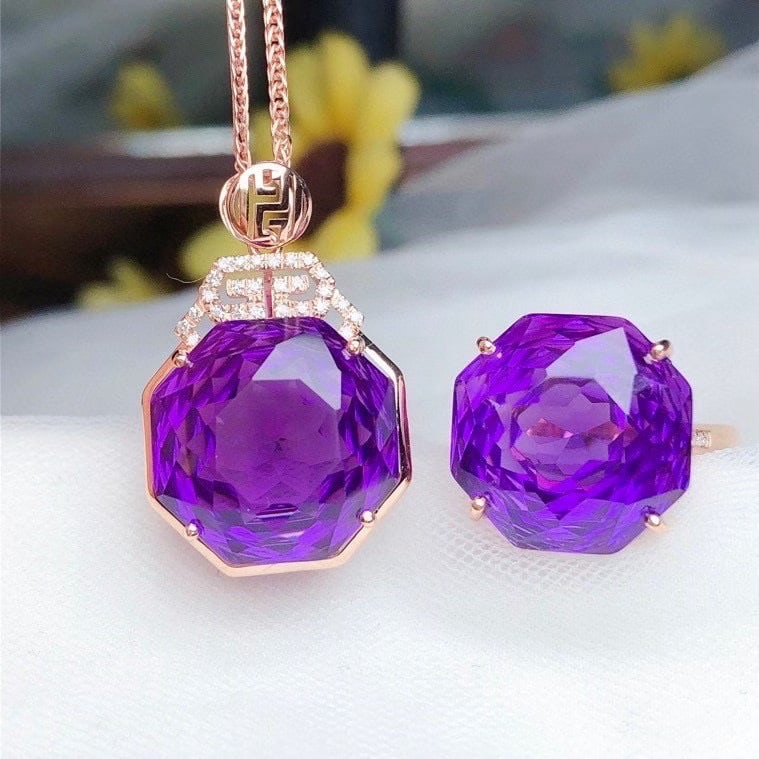 14k Gold 24.65 Ct Natural Amethyst & Diamond Jewelry Set: Ref:231002402 // gold content:14k gold // ring size:7. 25us // // pendant(without chain) // main gemstone:amethyst // shape:octagonal // carat weight:12. 15ct // color:purple // treatment:natural //