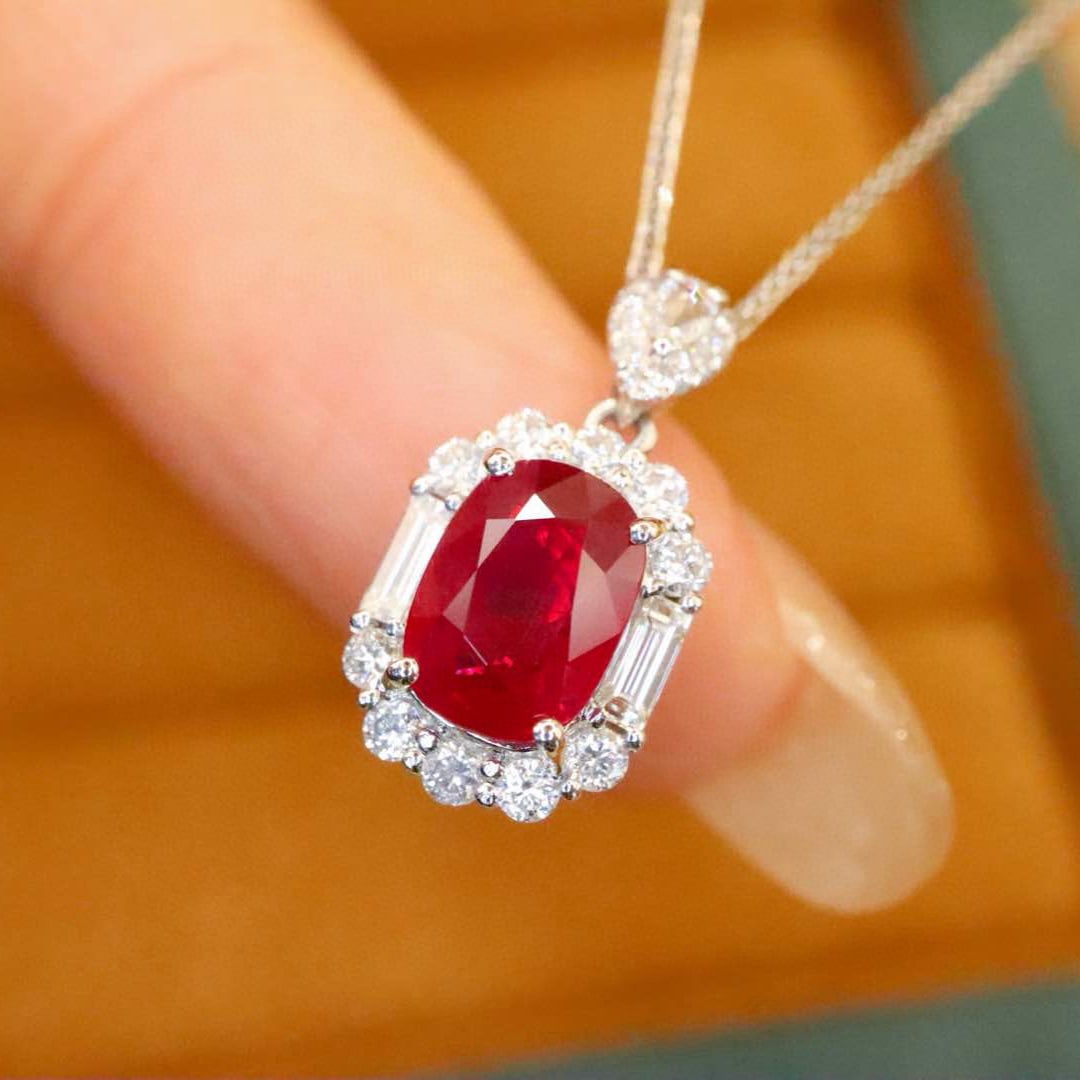 14k Gold 1.65 Ctw Natural Ruby & Diamond Pendant( Without Chain ): Ref:231002436 // gold content:14k gold // main gemstone:ruby // shape:cushion // carat weight:1. 30ct // color:pigeonblood red // treatment:natural // // adjacent gemstone 2 : diamond // number of sto