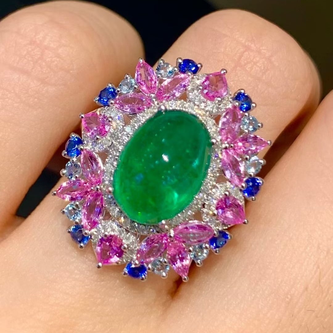 14k Gold 3.8 Ct Natural Emerald & Diamond & Coloured Gemstone Ring: Ref:231105148 // gold content:14k gold // ring size:7. 25us // // main gemstone:emerald // shape:oval // carat weight:3. 8ct // color:green // treatment:natural // // adjacent gemstone 2 : diamond // 