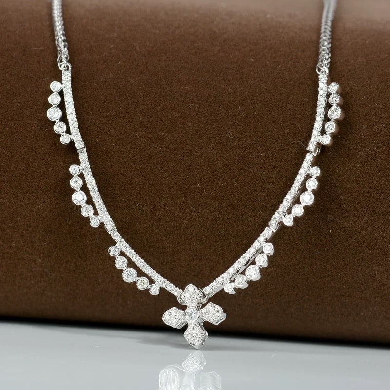 14k Gold 0.53 Ct Natural H Diamond Necklace: Ref:231007002 // gold content:14k gold // main gemstone:diamond // shape:round // carat weight:0. 53ct // clarity grade:vs-si // color:h // treatment:natural // cut grade:g // Low Estimate: 8100