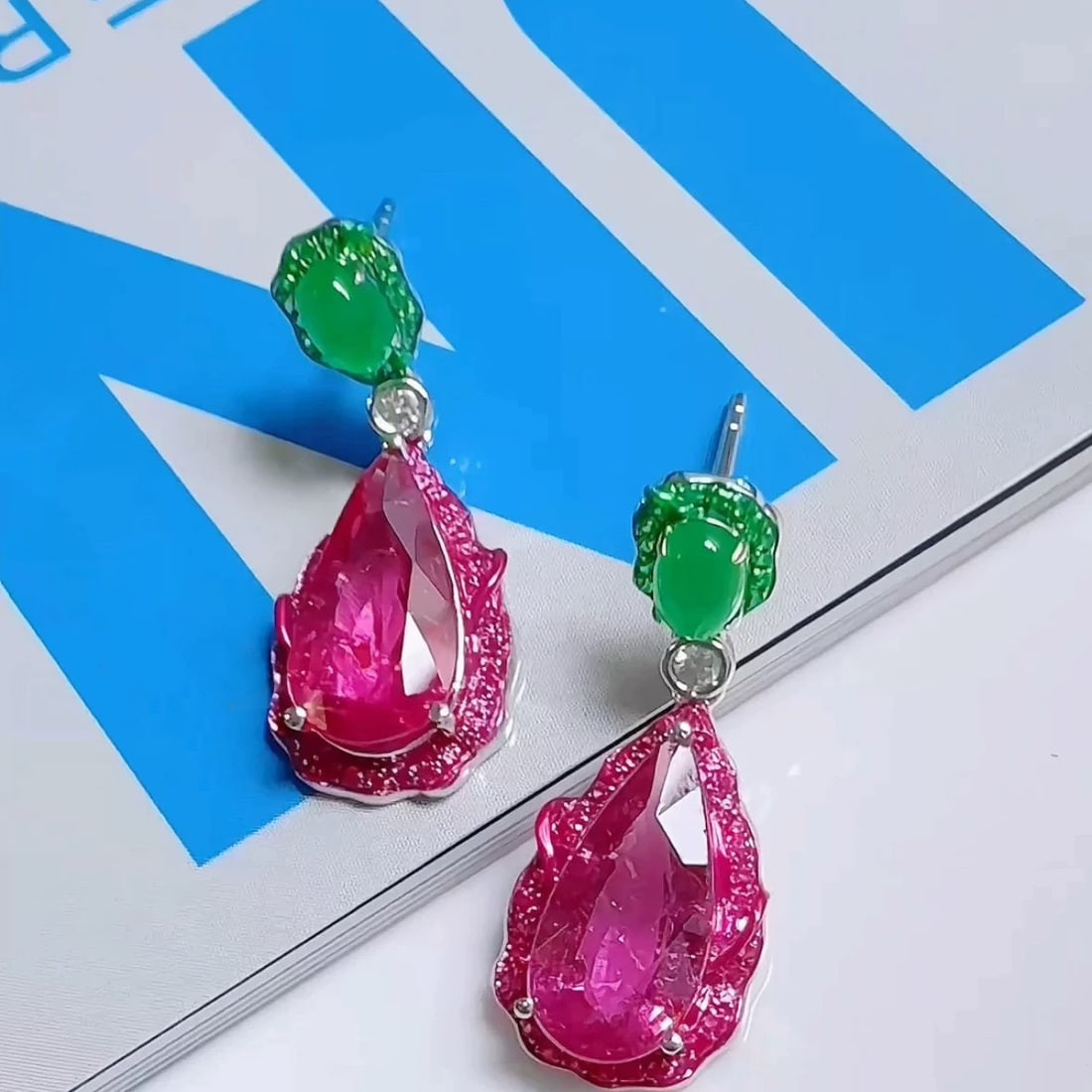 14k Gold 4.25 Ct Natural Tourmaline & Emerald & Diamond Earrings: Ref:231007009 // gold content:14k gold // main gemstone:tourmaline // shape:pear // carat weight:4. 25ct // color:red // treatment:natural // // adjacent gemstone 2 : emerald // shape:pear //