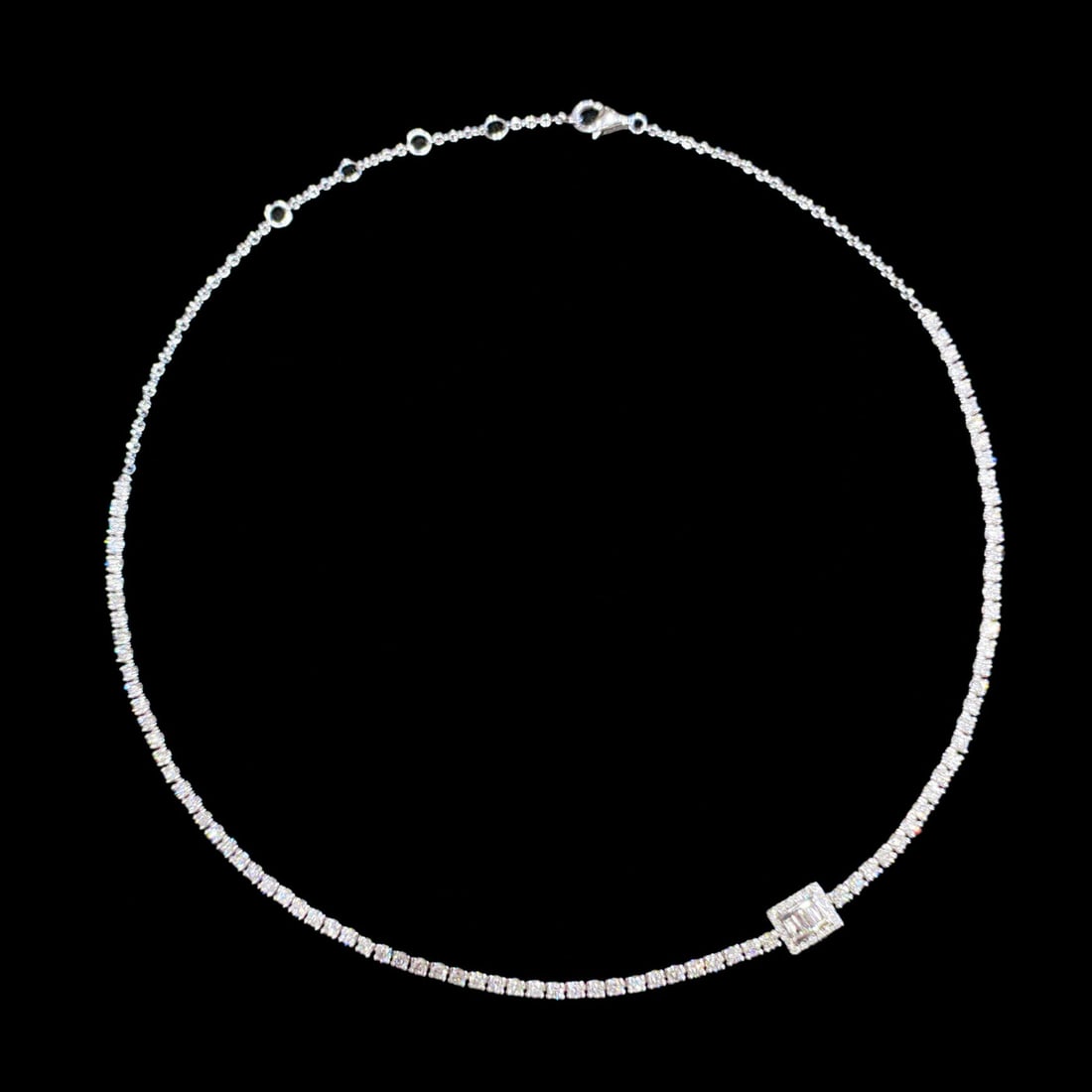 14k Gold 2.56 Ct Natural H Diamond Bracelet: Ref:231007012 // gold content:14k gold // main gemstone:diamond // shape:multiply // carat weight:2. 56ct // clarity grade:vs-si // color:h // treatment:natural // Condition: New Low Estimate: 9500.00