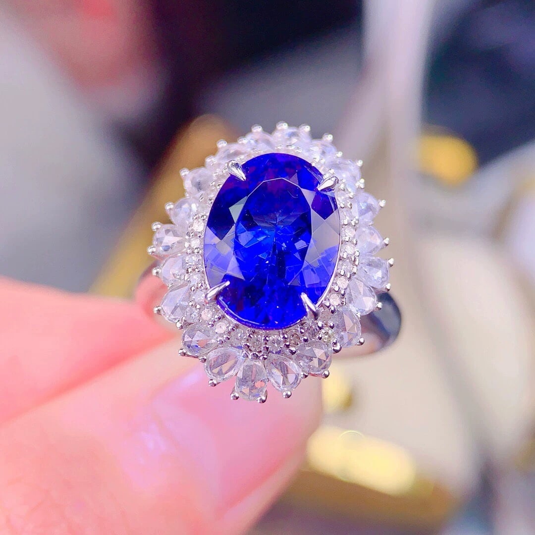 14k Gold 4.5 Ct Natural Tanzanite & Diamond Ring/pendant( Without Chain ): Ref:231007053 // gold content:14k gold // ring size:7. 25us // // main gemstone:tanzanite // shape:oval // carat weight:4. 5ct // color:blue // treatment:natural // // adjacent gemstone 2 : diamond //