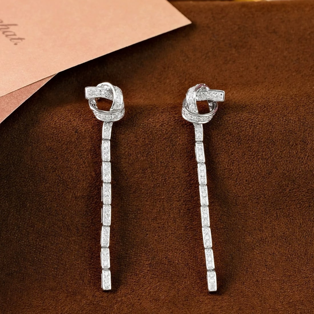 14k Gold 0.5 Ct Natural H Diamond Earrings: Ref:231007066 // gold content:14k gold // main gemstone:diamond // shape:round // carat weight:0. 5ct // clarity grade:vs-si // color:h // treatment:natural // cut grade:g // Condition: New Low