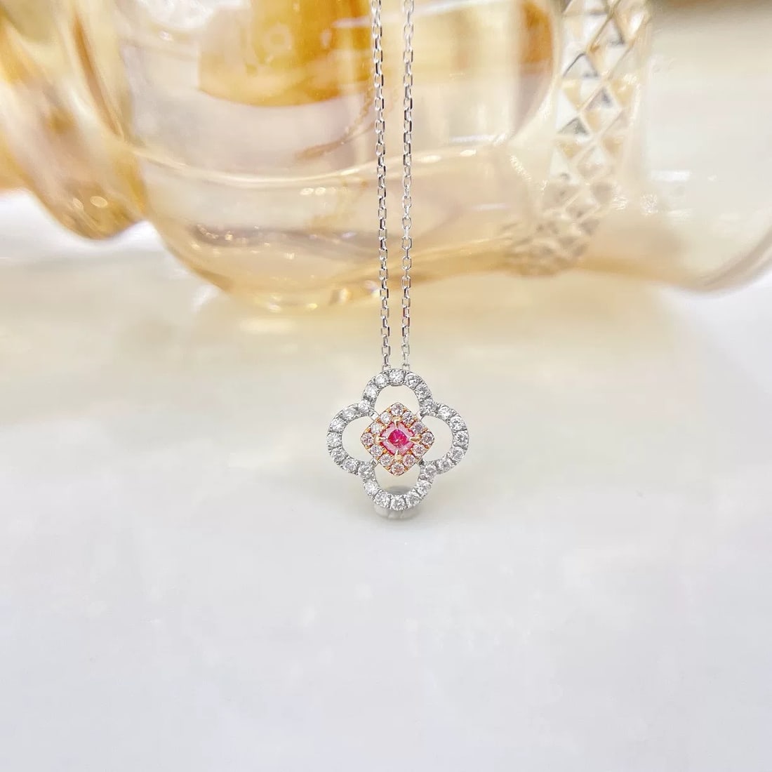 14k Gold 0.33 Ctw Natural Pink Diamond & Diamond Necklace: Ref:231007092 // gold content:14k gold // main gemstone:pink diamond // shape:cushion // carat weight:0. 11ct // color:pink // treatment:natural // // adjacent gemstone 2 : diamond // shape:round //