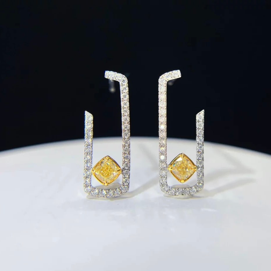 14k Gold 0.59 Ctw Natural Yellow Diamond & Diamond Earrings: Ref:231007095 // gold content:14k gold // main gemstone:yellow diamond // shape:cushion // carat weight:0. 34ct // color:yellow // treatment:natural // // adjacent gemstone 2 : diamond // shape:round