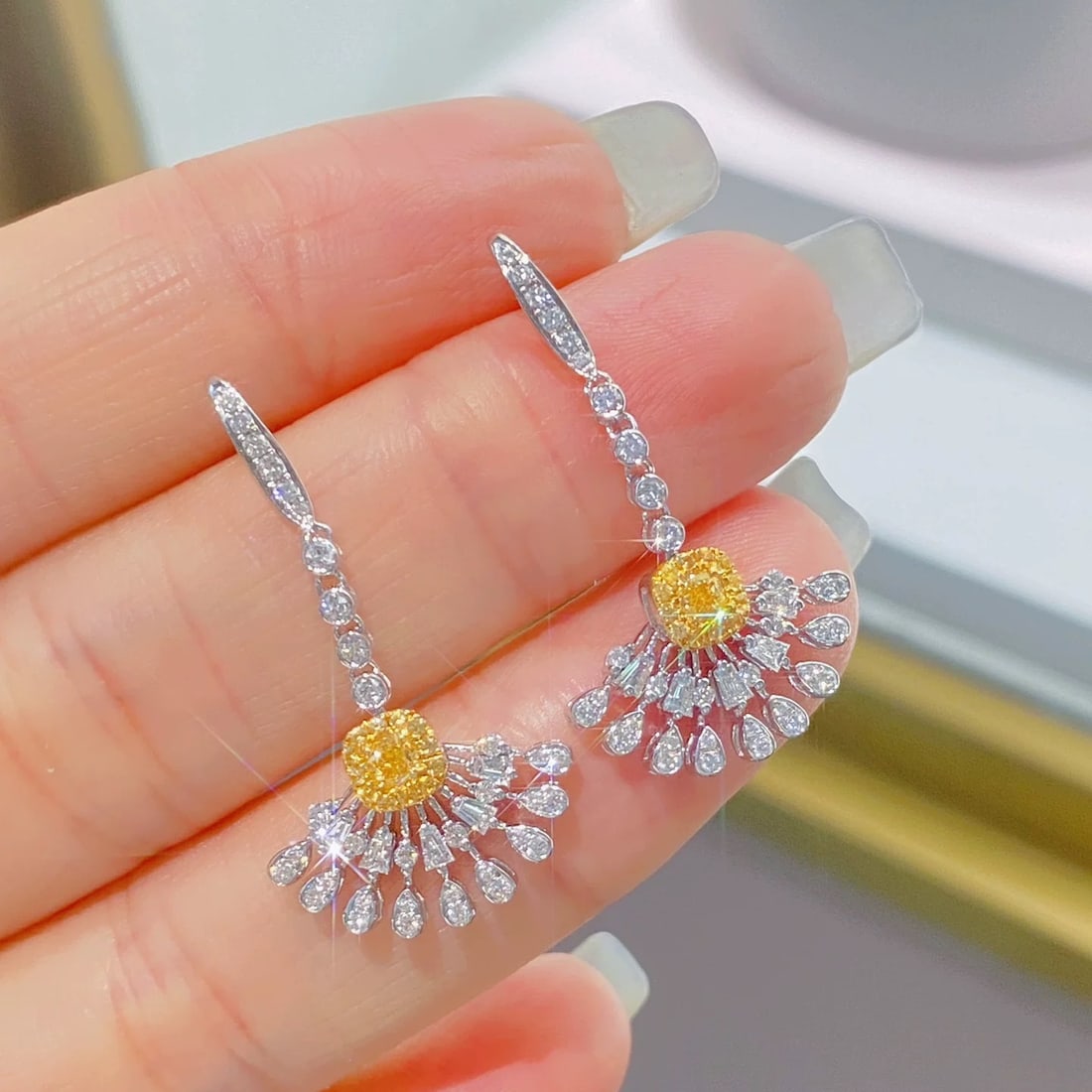 14k Gold 1.09 Ctw Natural Yellow Diamond & Diamond Earrings: Ref:231007096 // gold content:14k gold // main gemstone:yellow diamond // shape:cushion // carat weight:0. 27ct // color:yellow // treatment:natural // // adjacent gemstone 2 : diamond //