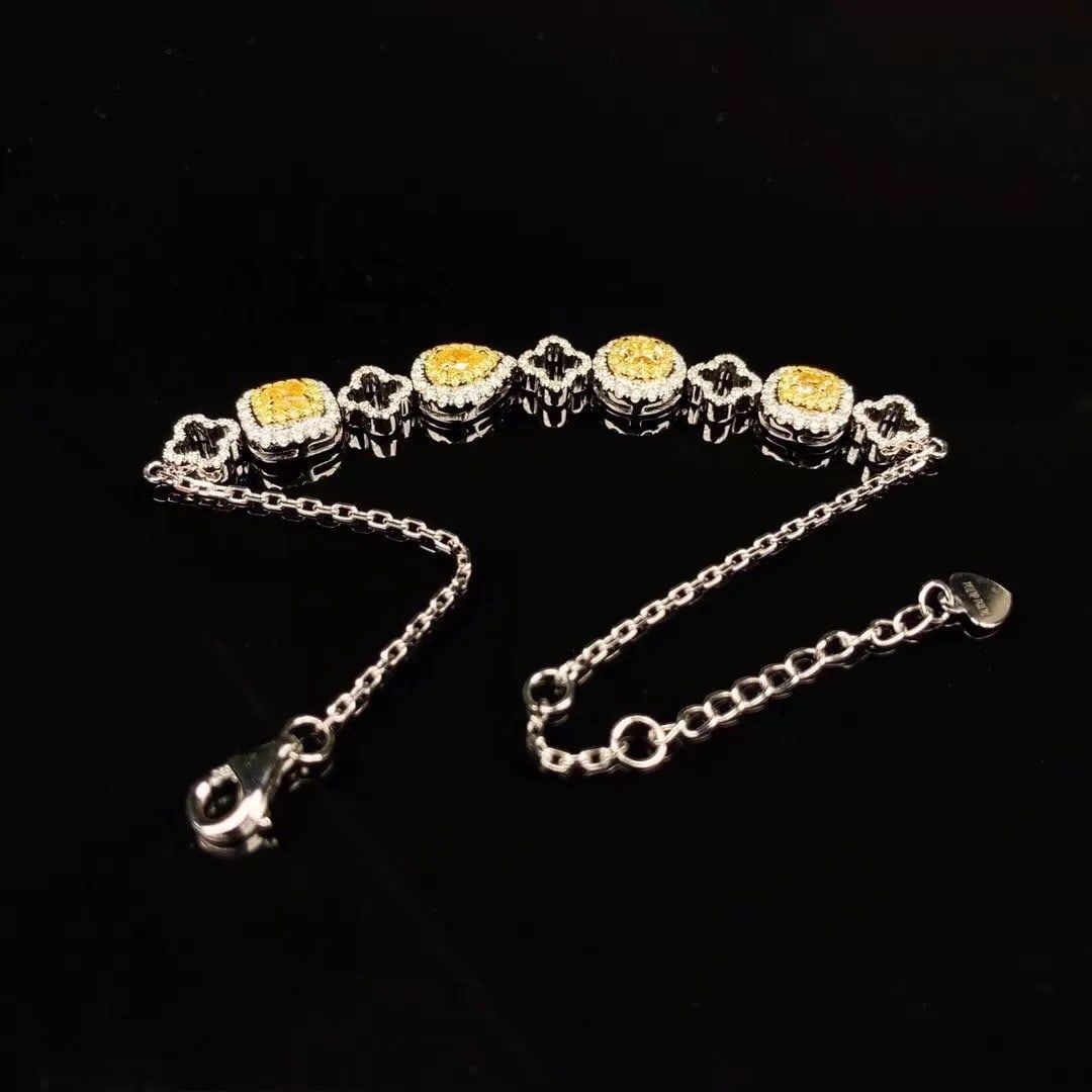 14k Gold 1.09 Ctw Natural Yellow Diamond & Diamond Bracelet: Ref:231007098 // gold content:14k gold // main gemstone:yellow diamond // shape:multiply // carat weight:0. 38ct // color:yellow // treatment:natural // // adjacent gemstone 2 : diamond // shape:round