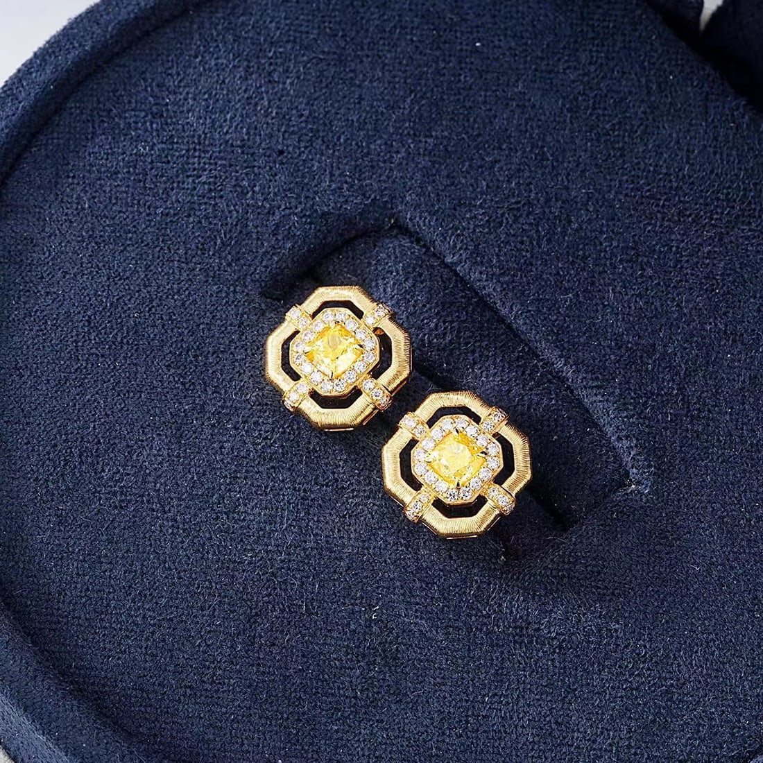 14k Gold 0.8 Ctw Natural Yellow Diamond & Diamond Earrings - 3
