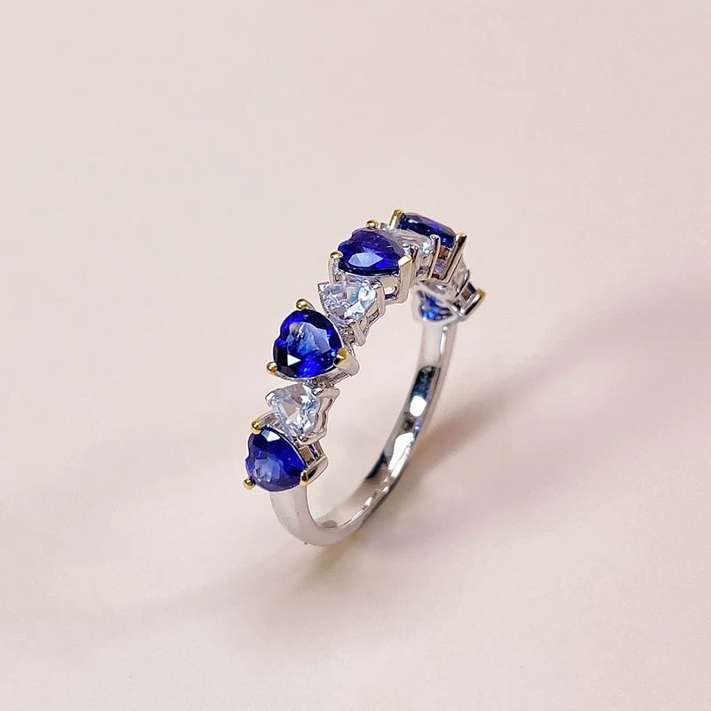 14k Gold 1.5 Ct Natural Sapphire & Sapphire Ring: Ref:231007126 // gold content:14k gold // ring size:7. 25us // // main gemstone:sapphire // shape:heart // carat weight:1. 5ct // color:blue // treatment:natural // // adjacent gemstone 2 : sapphire /