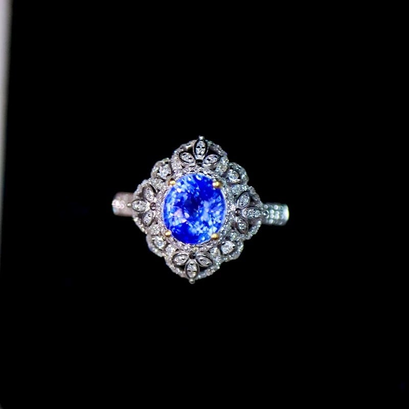 14k Gold 2.39 Ctw Natural Sapphire & Diamond Ring: Ref:231007133 // gold content:14k gold // ring size:7. 25us // // main gemstone:sapphire // shape:oval // carat weight:2ct // color:blue // treatment:natural // // adjacent gemstone 2 : diamond //