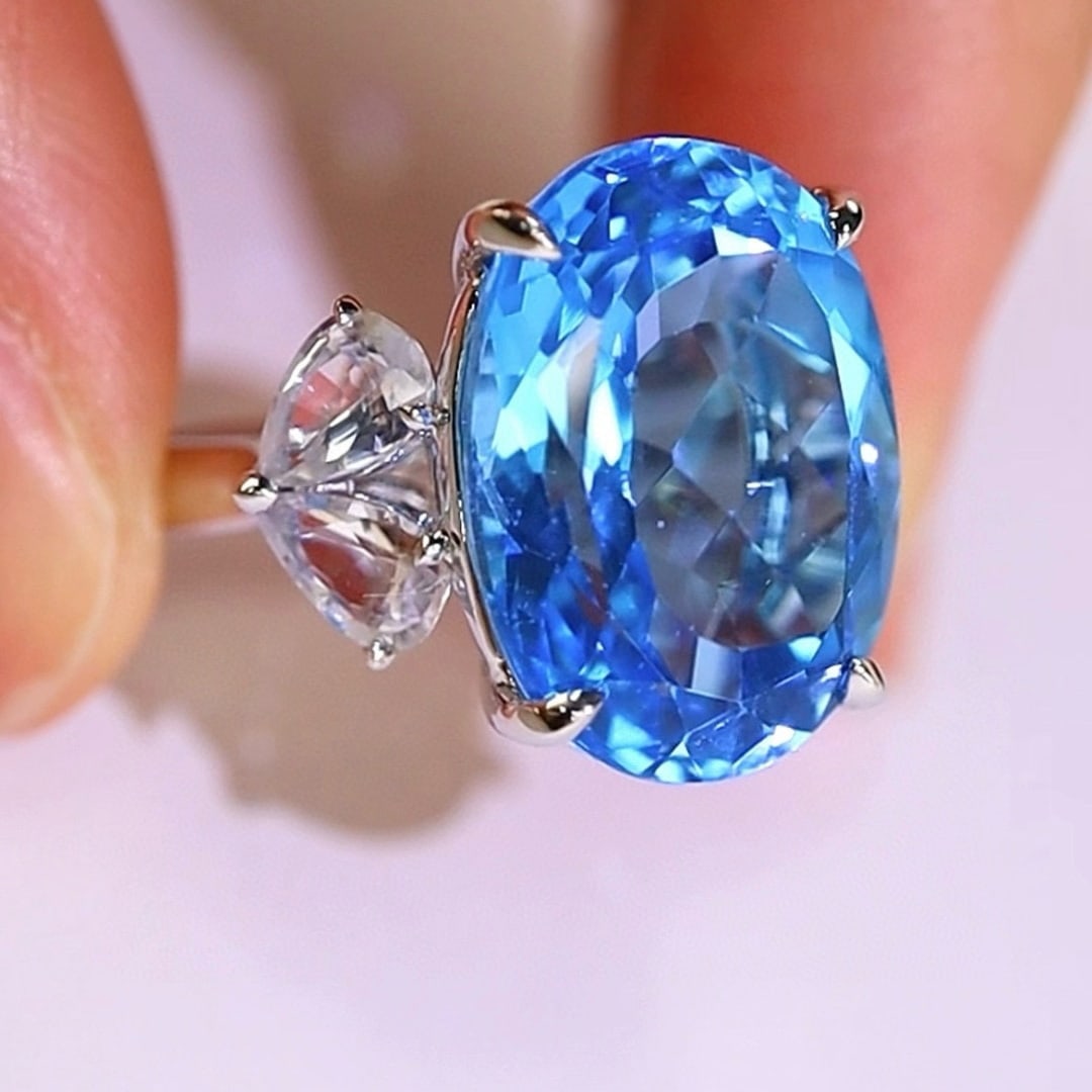 14k Gold 14.21 Ctw Natural Topaz & Sapphire Ring - 2