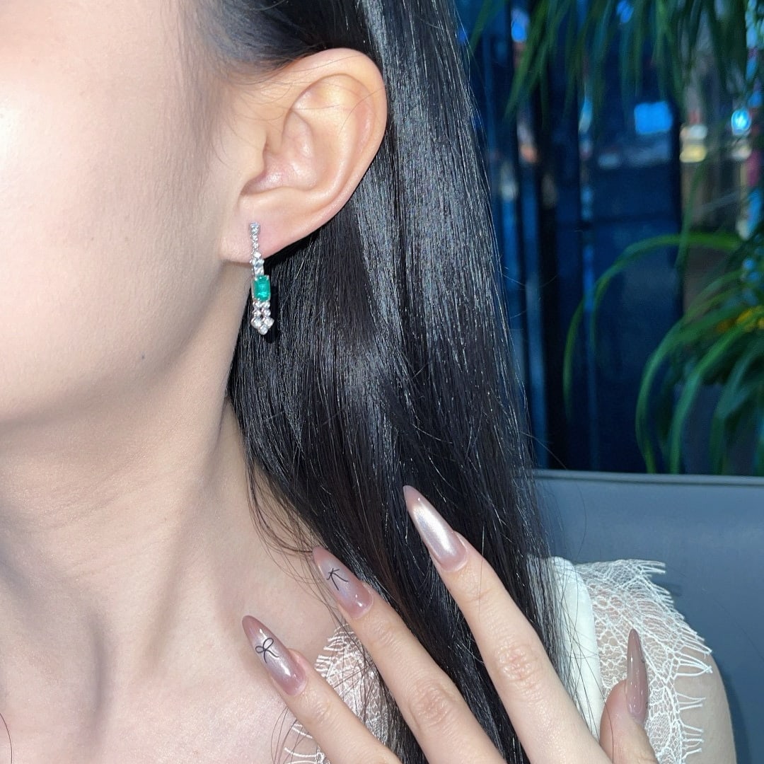 14k Gold 1.00 Ct Natural Emerald & Diamond Earrings - 4