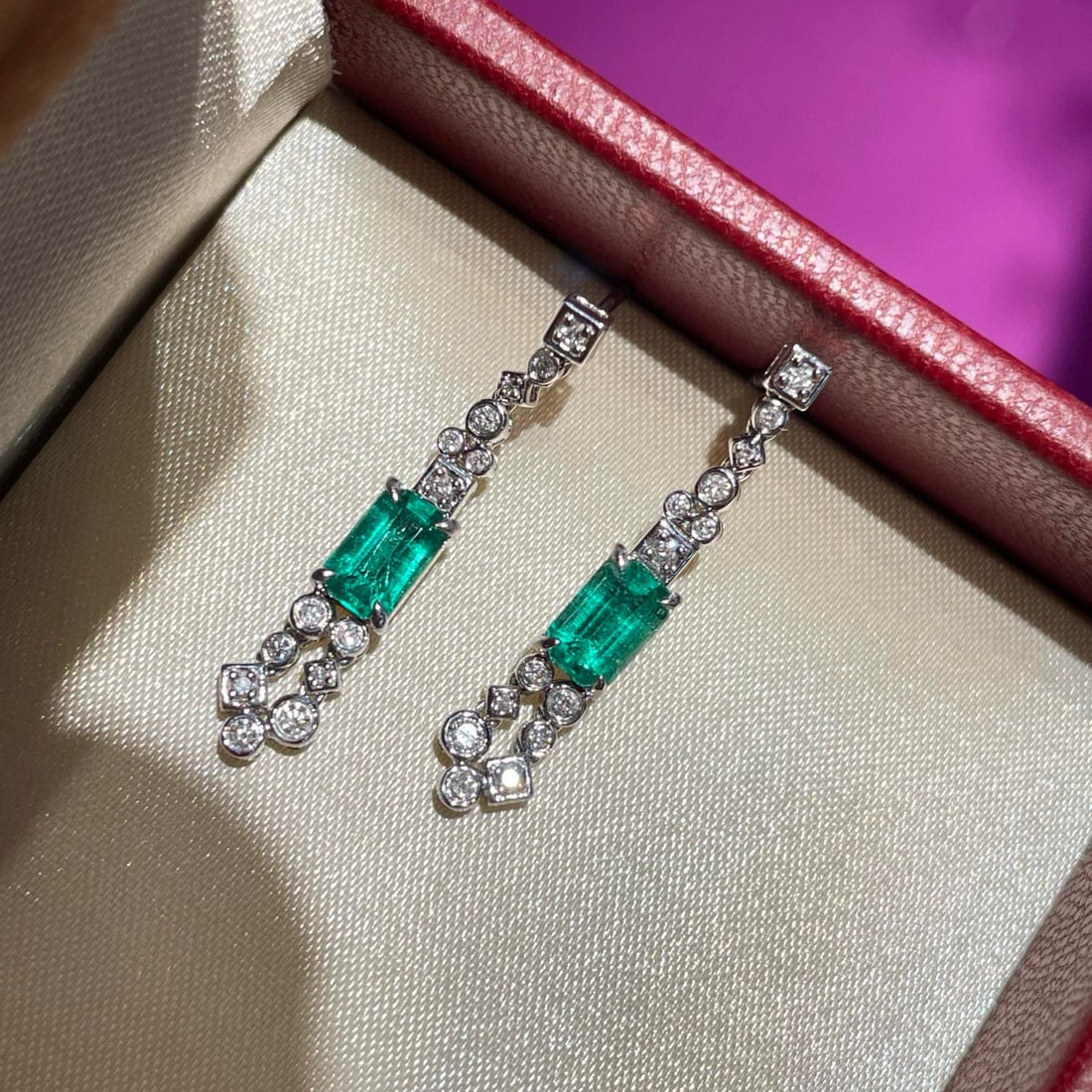 14k Gold 1.00 Ct Natural Emerald & Diamond Earrings - 6