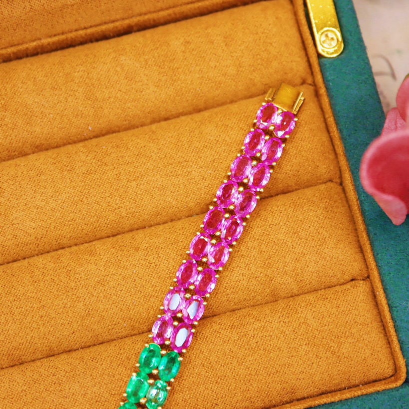 14k Gold 25.2 Ctw Natural Emerald & Sapphire Bracelet - 3
