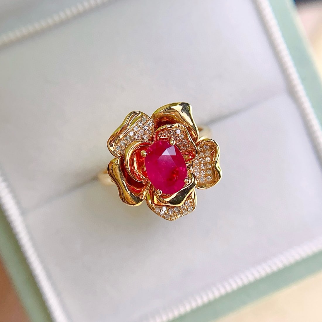 14k Gold 1.3 Ct Natural Ruby & Diamond Ring - 3
