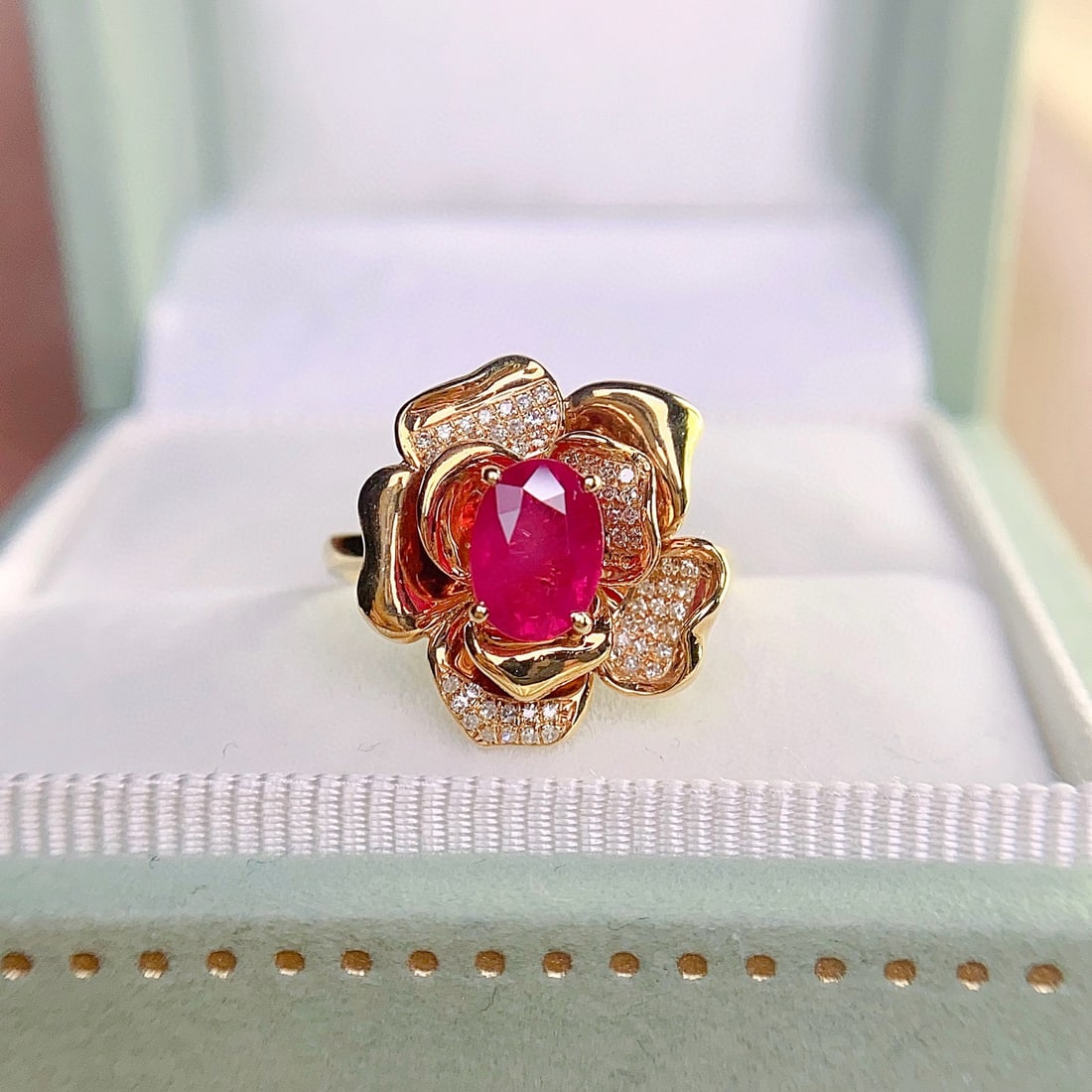 14k Gold 1.3 Ct Natural Ruby & Diamond Ring - 4