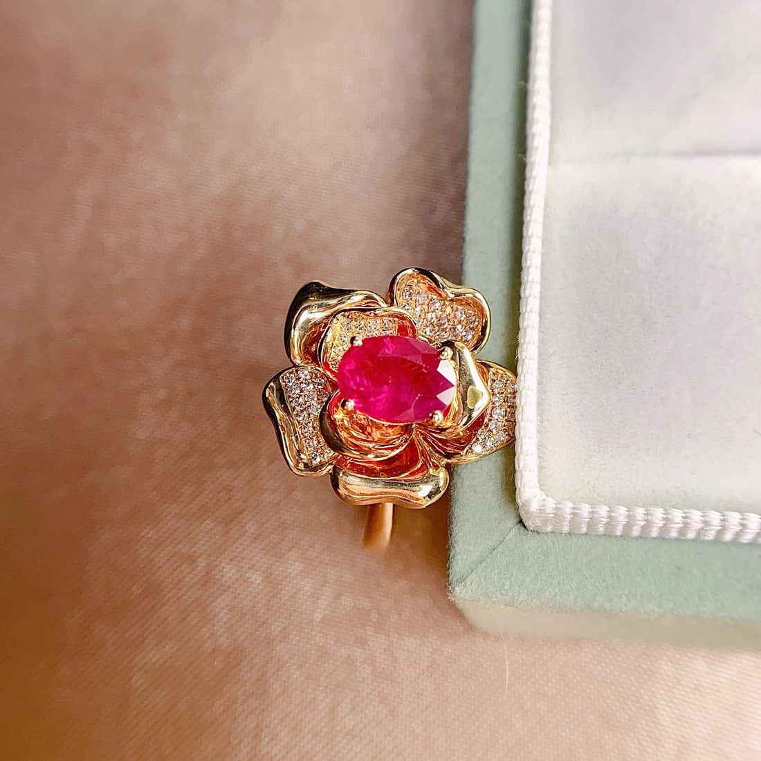 14k Gold 1.3 Ct Natural Ruby & Diamond Ring - 5
