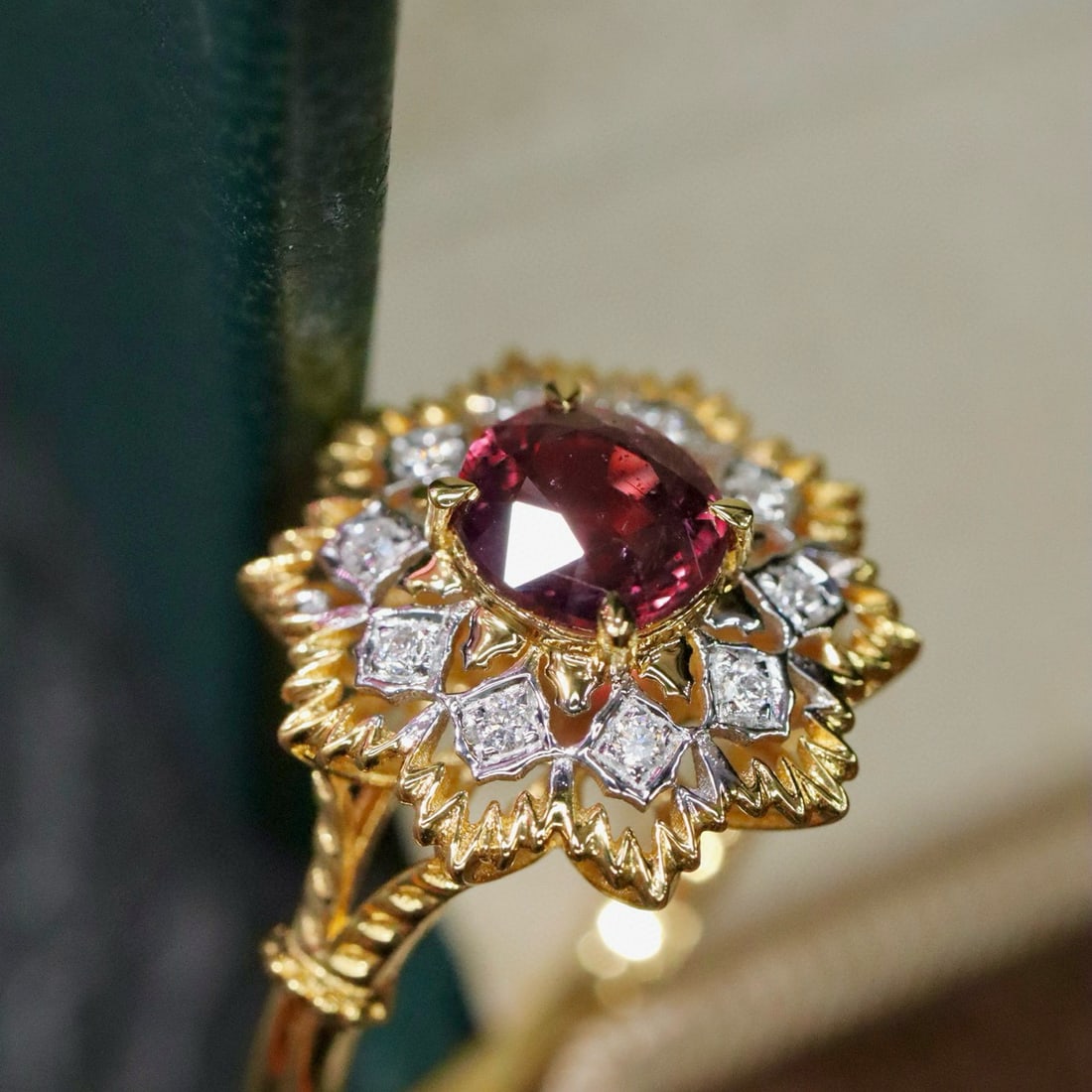 14k Gold 1.11 Ctw Natural Ruby & Diamond Ring - 4