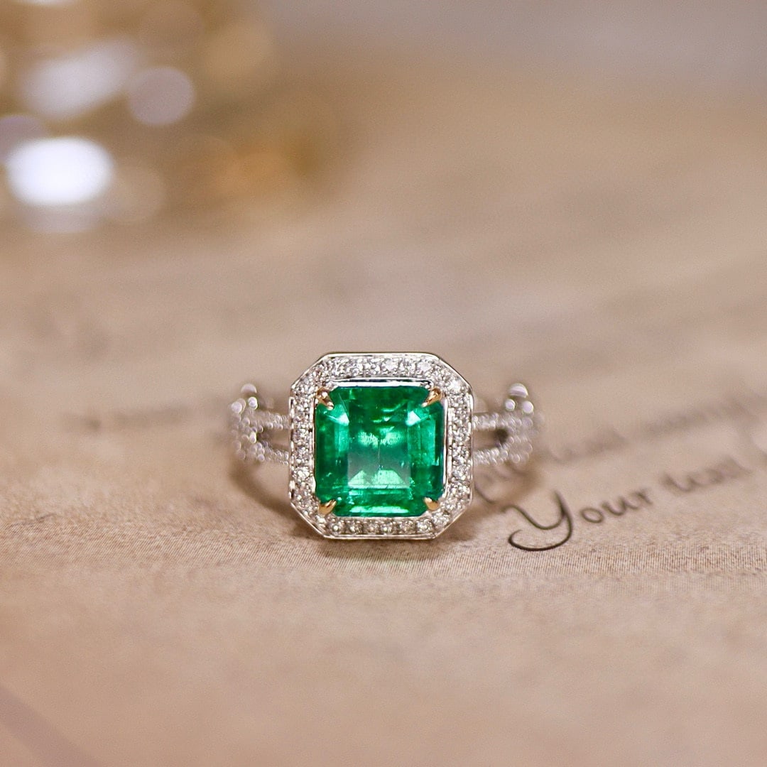 14k Gold 2.42 Ctw Vivid Green Natural Emerald & Diamond Ring (1 of 6)