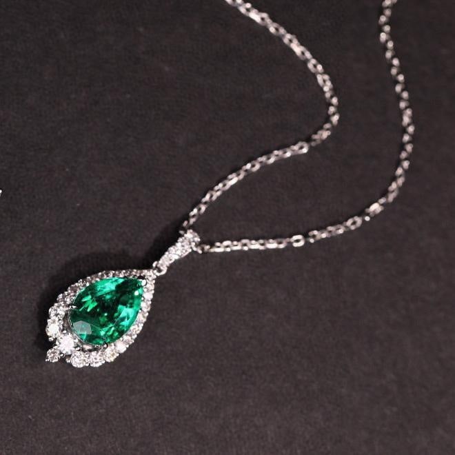 14k Gold 0.84 Ct Vivid Green Natural Emerald & Diamond Necklace - 2