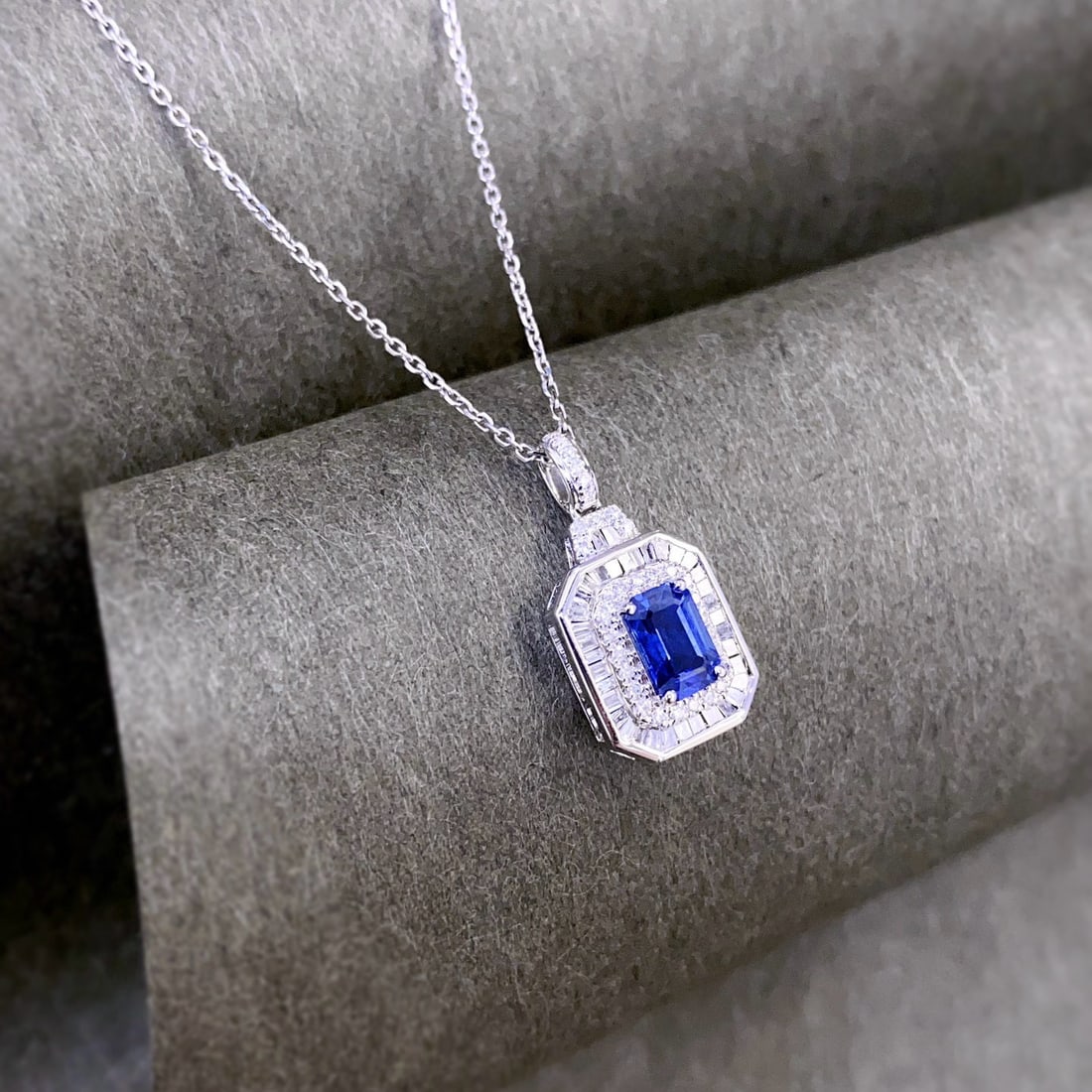 14k Gold 0.98 Ctw Natural Sapphire & Diamond Pendant( Without Chain ) - 2