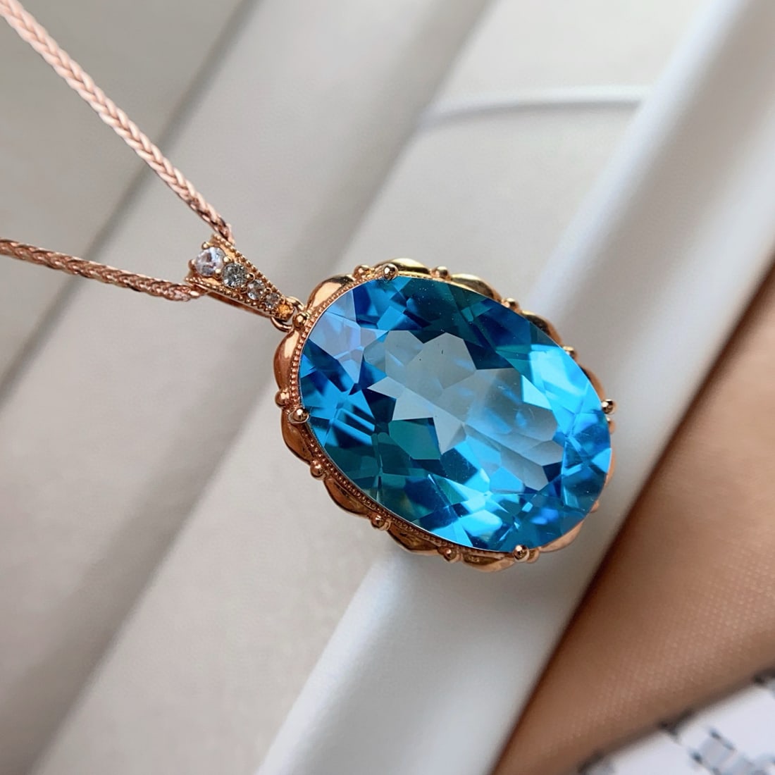 14k Gold 23.50 Ct Natural Topaz & Sapphire Pendant( Without Chain ) - 4