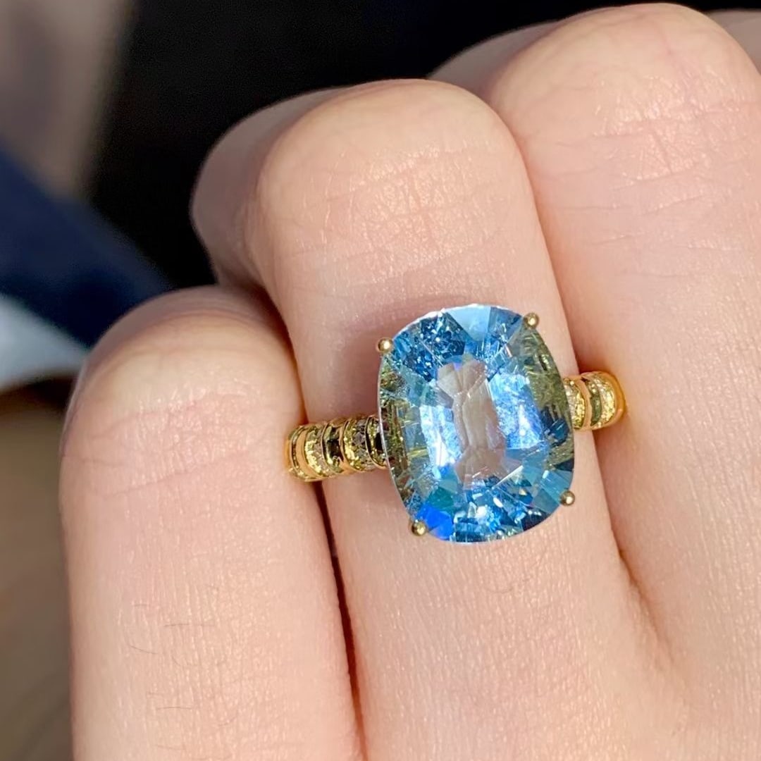 14k Gold 4.35 Ct Natural Aquamarine & Diamond Ring - 5