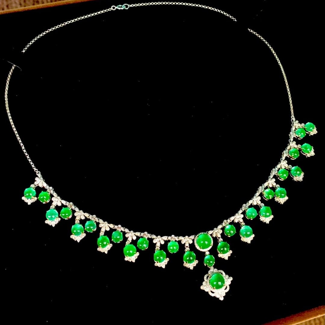 14k Gold 16.5 Ct Vivid Green Natural Emerald & Diamond Necklace - 3