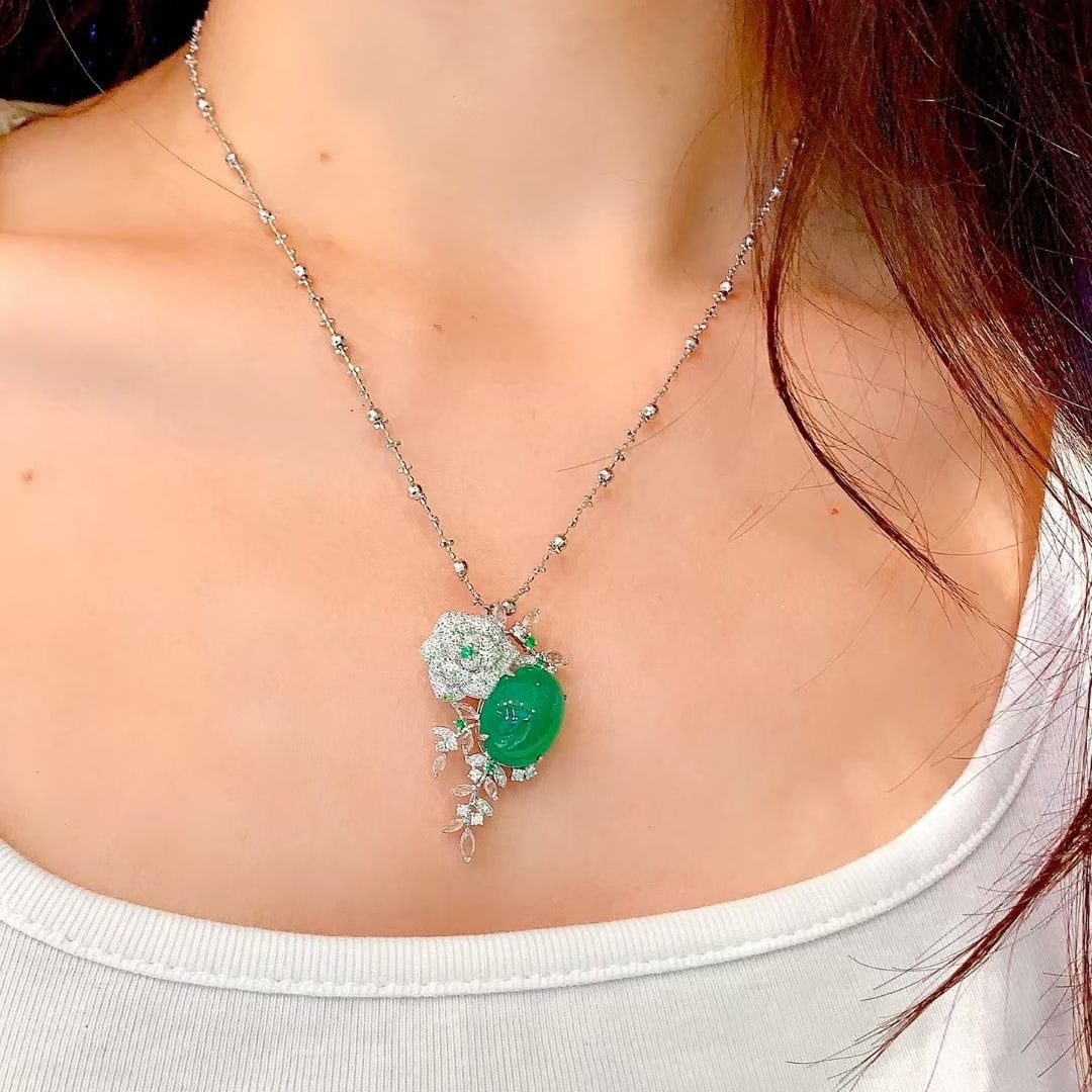 14k Gold 8.22 Ct Vivid Green Natural Emerald & Diamond Brooch/pendant( Without Chain ) - 4